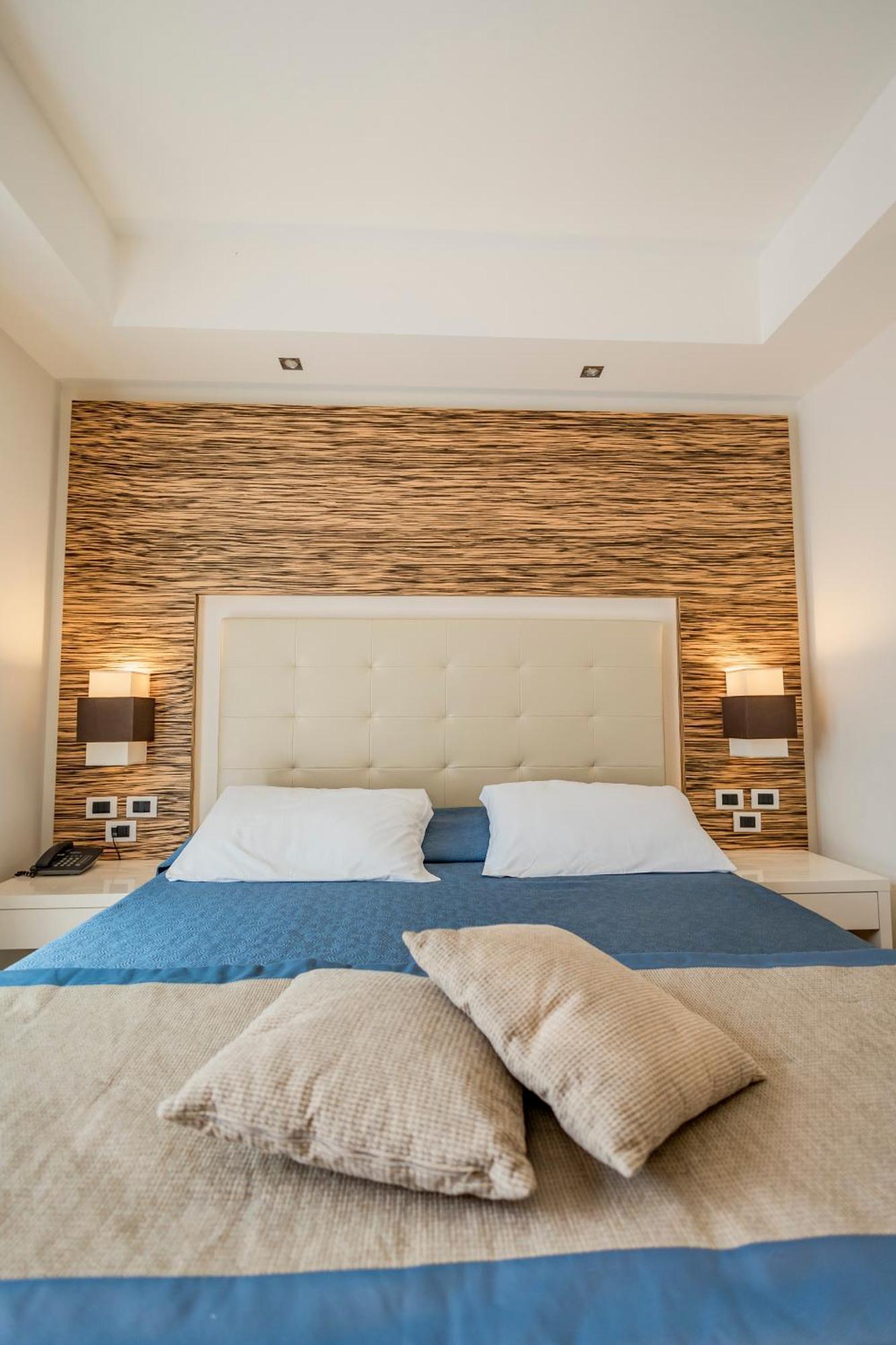 Prince Franklyn Hotel Санта Мария ди Кастелабате Екстериор снимка