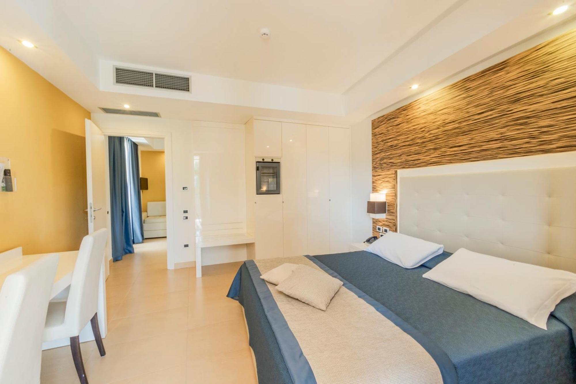 Prince Franklyn Hotel Санта Мария ди Кастелабате Екстериор снимка