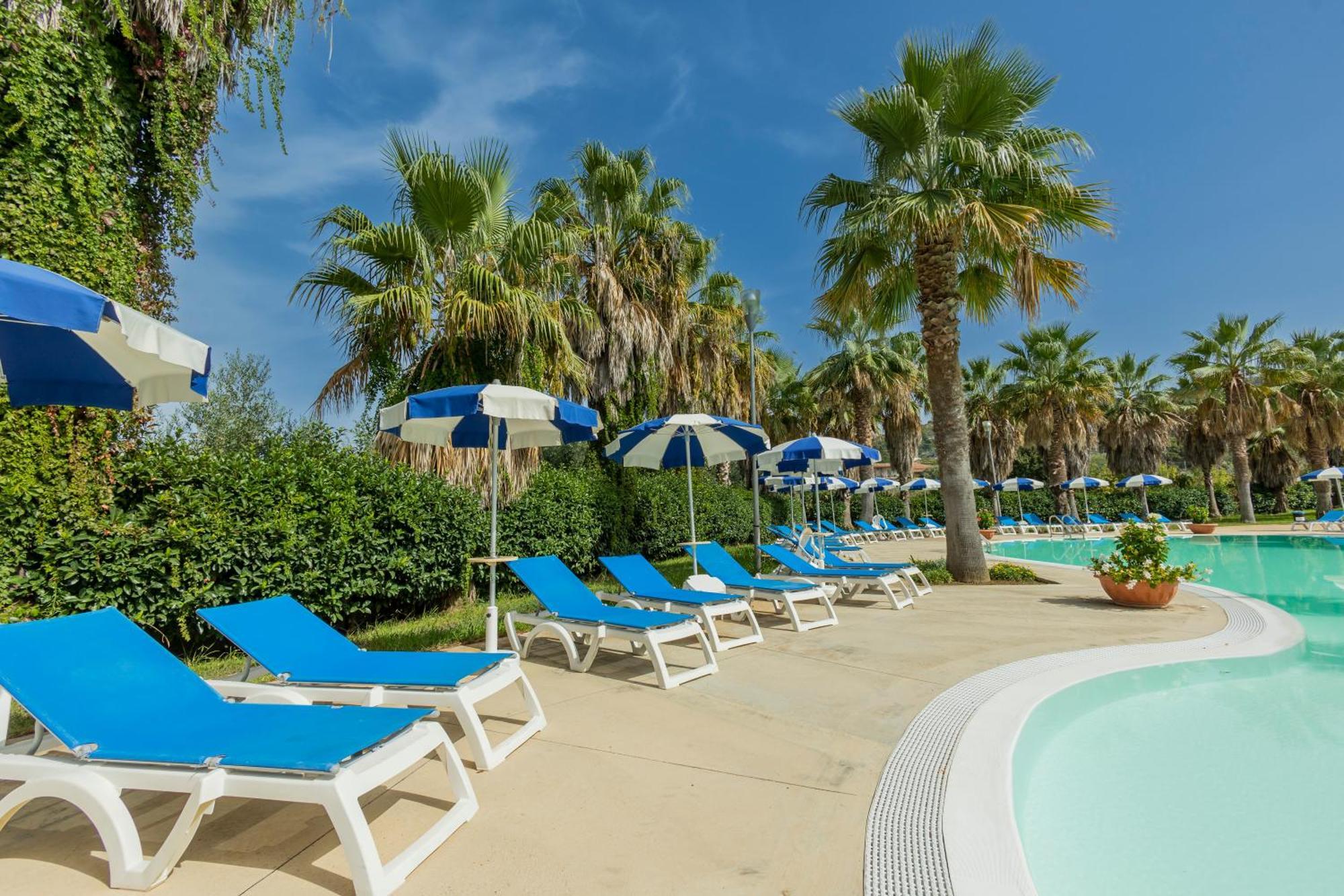 Prince Franklyn Hotel Санта Мария ди Кастелабате Екстериор снимка