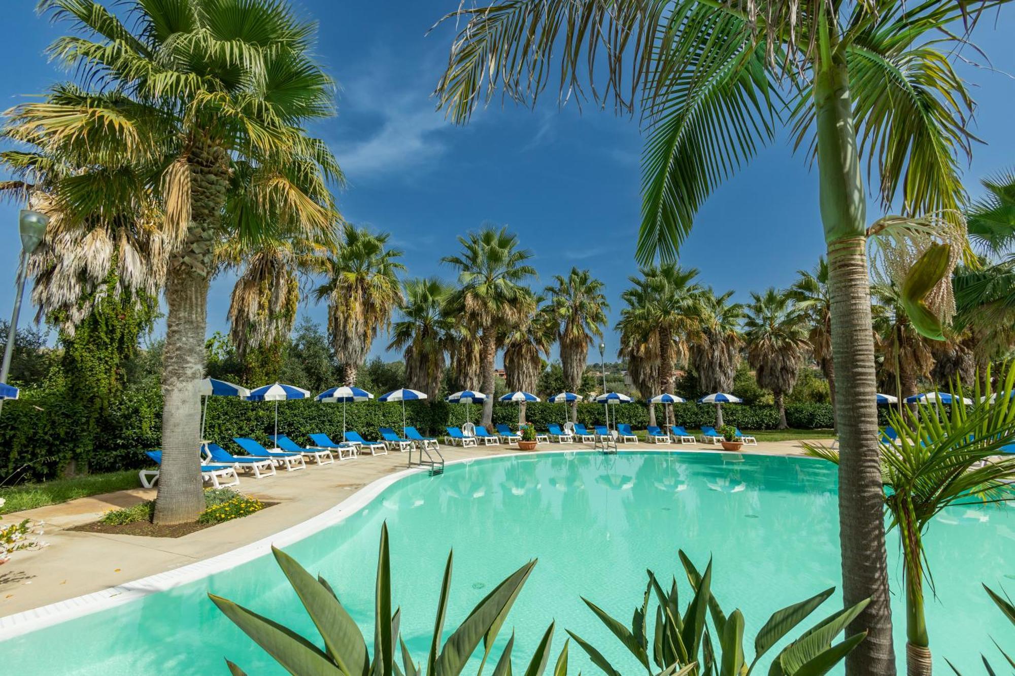 Prince Franklyn Hotel Санта Мария ди Кастелабате Екстериор снимка