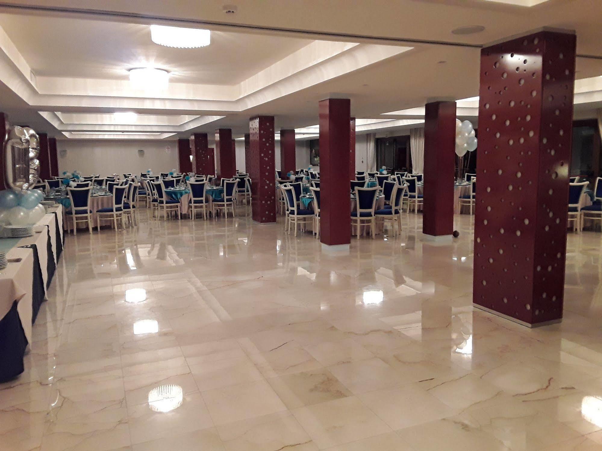 Prince Franklyn Hotel Санта Мария ди Кастелабате Екстериор снимка